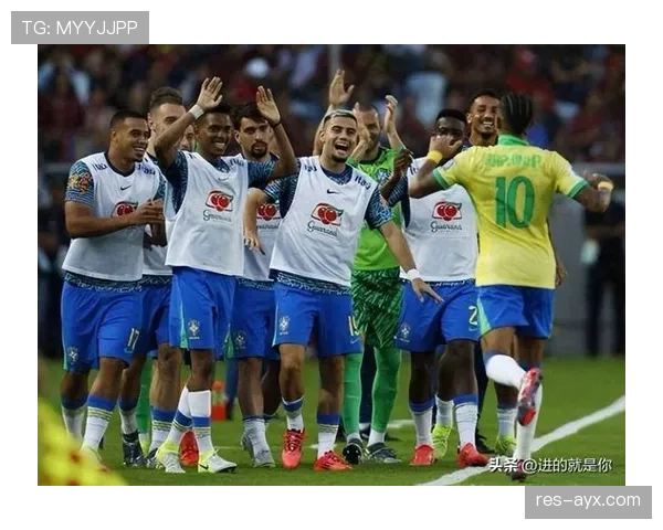 拉菲尼亚任意球得分 拉菲尼亚任意球得分