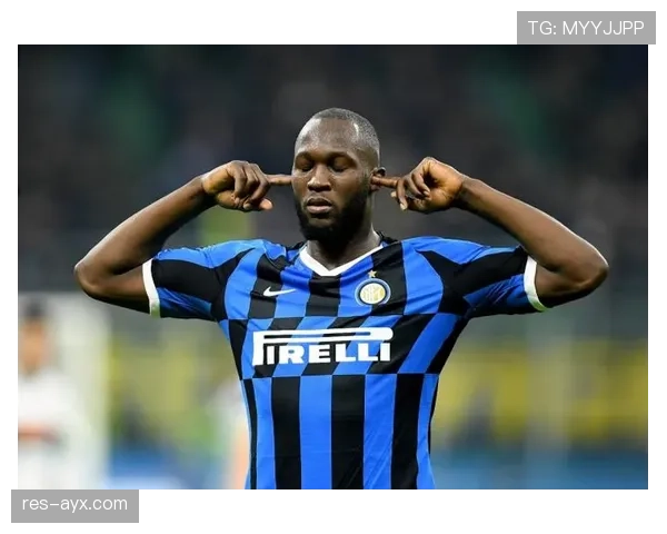 意大利斯卡马卡锋线